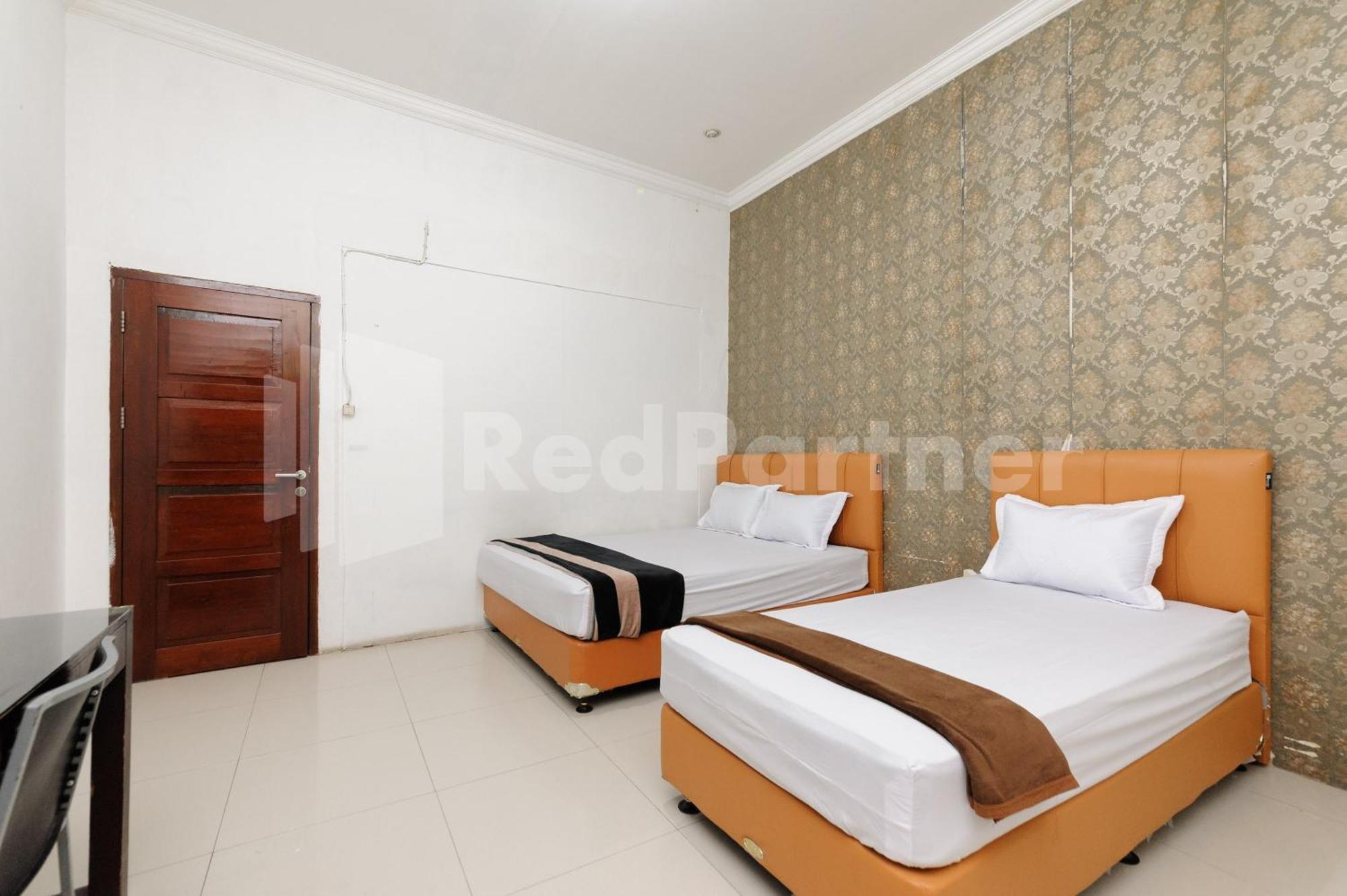 Reddoorz At Wisma Nabila Syariah Near Masjid Raya Baiturrahman 班达亚齐 外观 照片