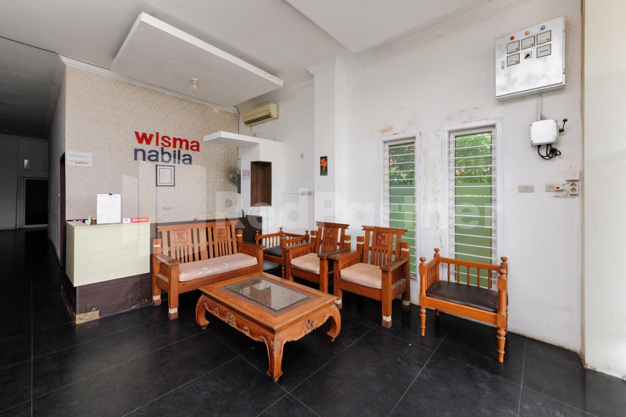 Reddoorz At Wisma Nabila Syariah Near Masjid Raya Baiturrahman 班达亚齐 外观 照片